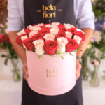 Caja de Rosas a Ras de Caja